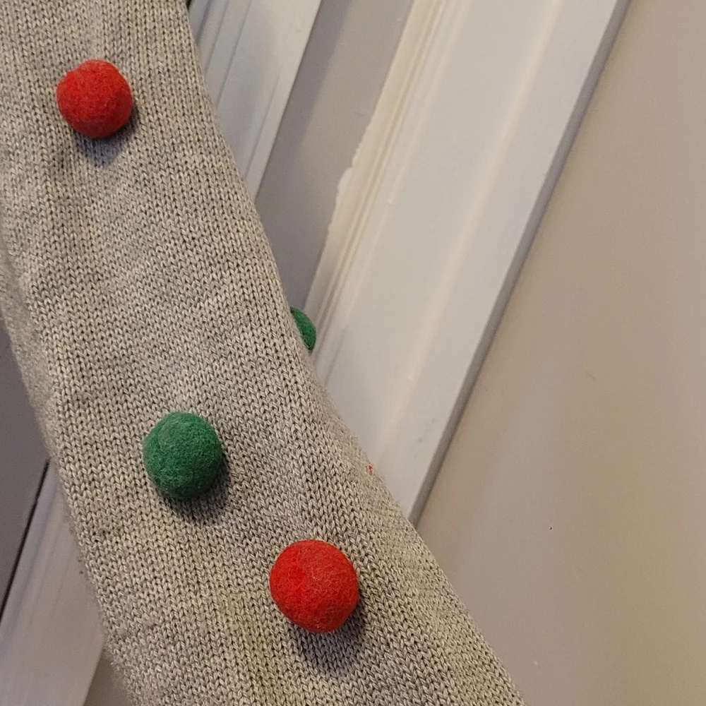 Primark Large Gray Christmas Sweater - Picture 3 of 6